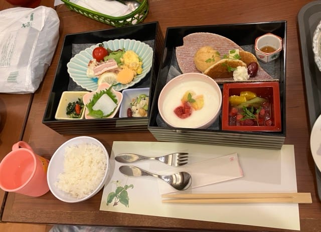 蓬平温泉和泉屋の子ども用朝ごはん