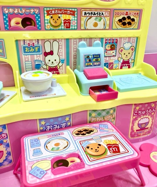 めるちゃんのたべものいっぱい!わくわくフードコート
