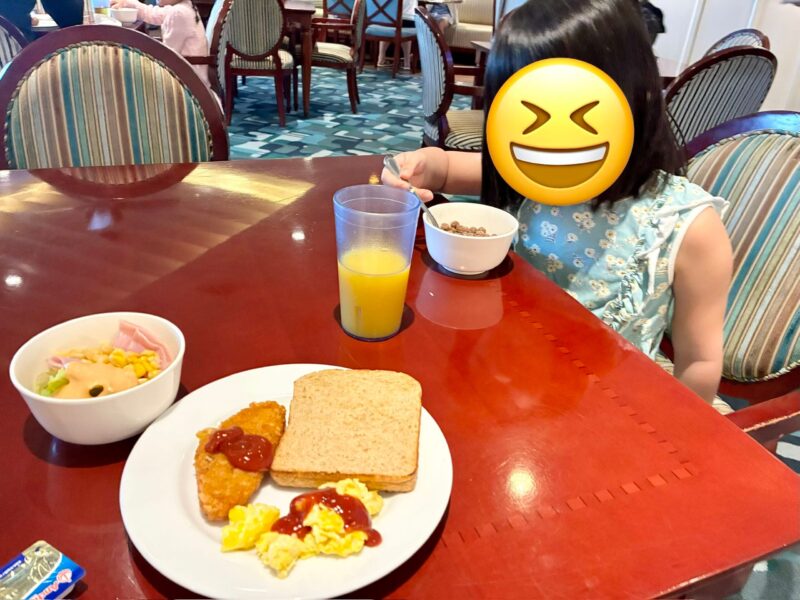 PICグアム　ロイヤルクラブラウンジの朝軽食