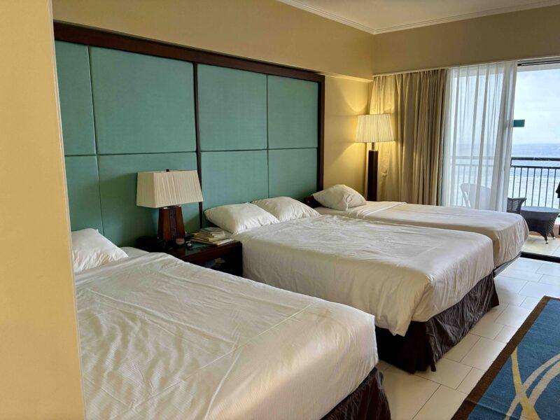 PICグアム　ロイヤルクラブルーム・トリプルの部屋