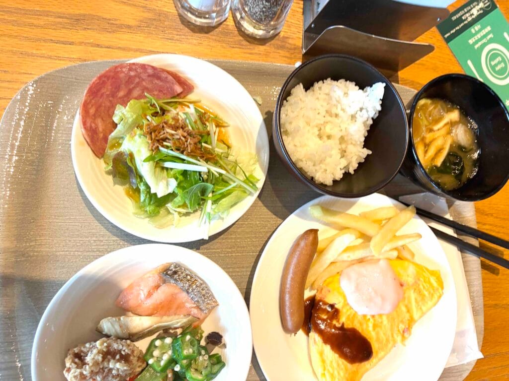 ホテル日航成田の朝食バイキングは和洋折衷で楽しい